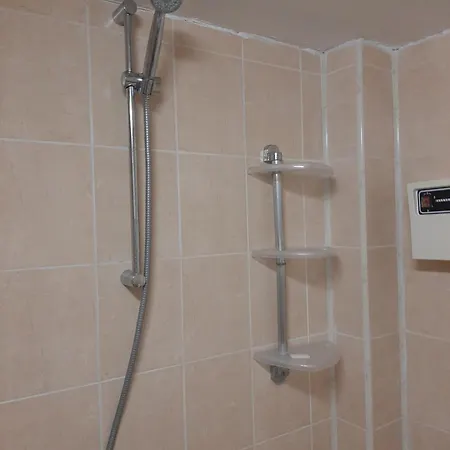 Apartament Bizone Cavarna