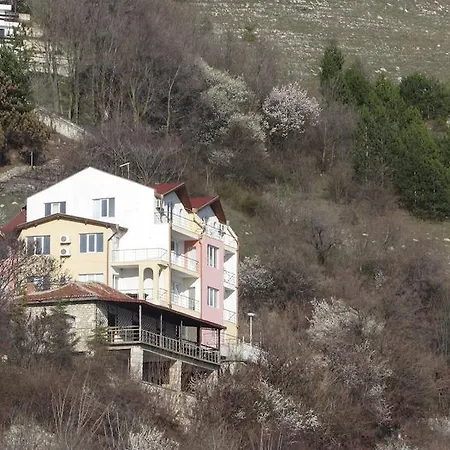 Apartament Bizone