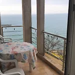 Bizone * Καβάρνα