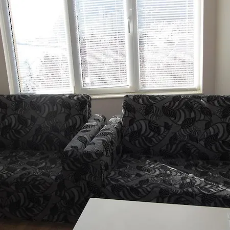 Apartment Bizone *