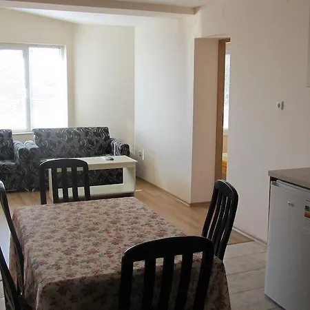 Apartment Bizone Kavarna
